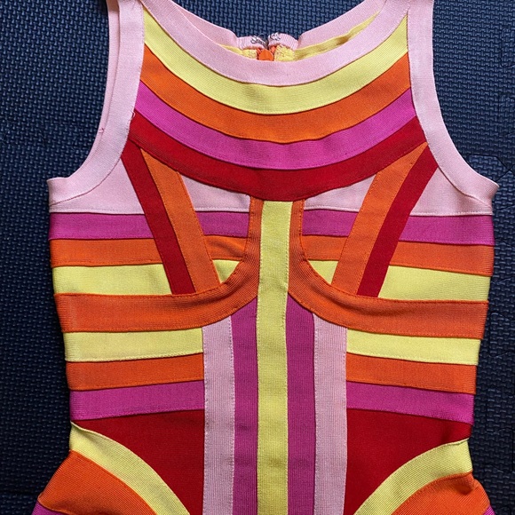 Herve Leger multi-coloured dress. Size Small / US 2. - Picture 4 of 7